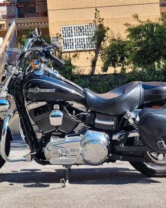 HARLEY-DAVIDSON DYNA SUPER GLIDE FXDC