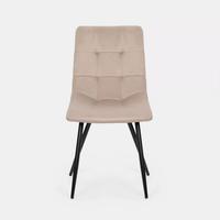 8 sedie nuove ancora impacchettate.