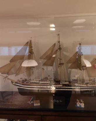 Teca espositiva in plexiglass