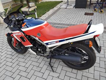 Honda VF 500 - 1986