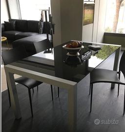 Tavolo cucina vetro allungabile design Kristalia