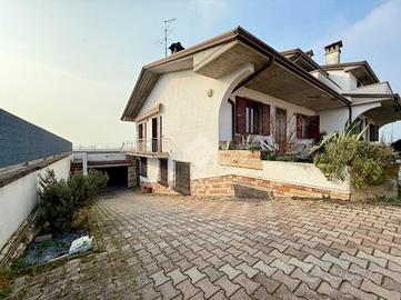 PORZIONE DI BIFAMILIARE A MOZZECANE