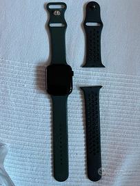 Apple Watch Serie 8 da 45 mm versione GPS