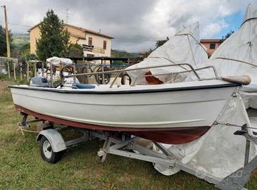Barca 4 mt con fuoribordo 15 cv