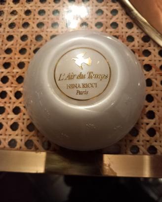 saponetta vintage " l' air du temps" con custodia 