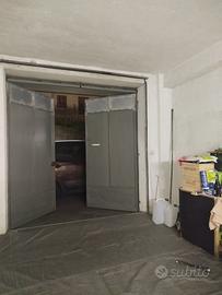 Garage con accesso diretto - Acireale