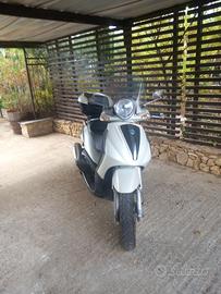 Piaggio Beverly 350 - 2009