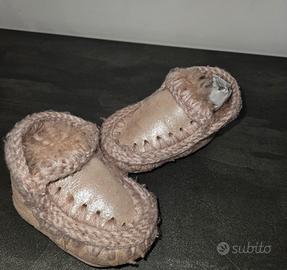 Mou neonata rosa