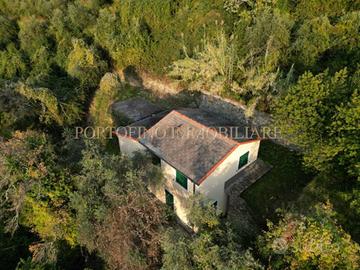 Villa di 158 m² con più di 5 locali a Zoagli