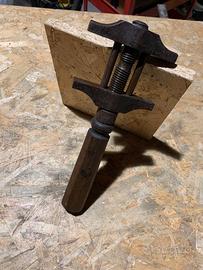 Chiave antica inglese regolabile + catena focolare