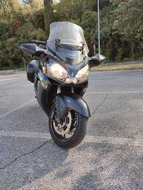 kawasaki gtr 1400 