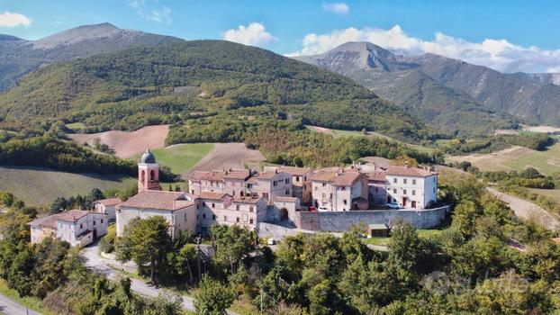 Casa in Fraz. Bastia di Fabriano (AN)