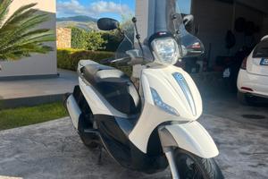 Beverly Sport Touring 350