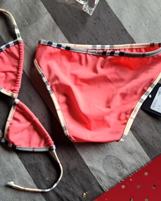 Costume Burberry 6 anni nuovo