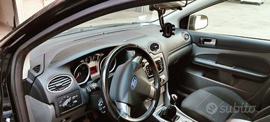 FORD Focus 2ª serie - 2010