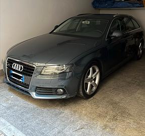 Audi A4 Avant B8 3.0TDI T-Tronic