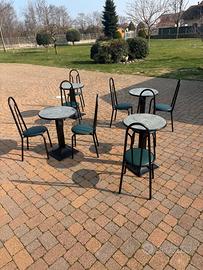 Tavolini e sedie da bar in ferro