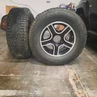 cerchioni per Nissan Patrol con gomme chiodate