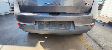 RENAULT MEGANE 2009 PARAURTI POSTERIORE