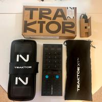 Native Instruments Traktor Kontrol X1 - come nuovo
