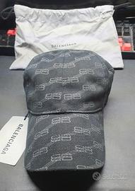 Balenciaga Monogram Berretto Nero ORIGINALE