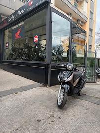 Piaggio Medley 125