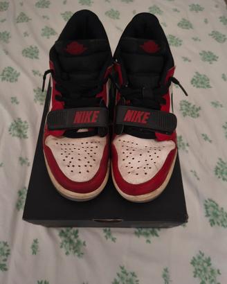 Jordan Legacy Red taglia 40