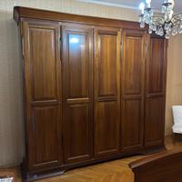 Camera da letto completa in legno come nuova