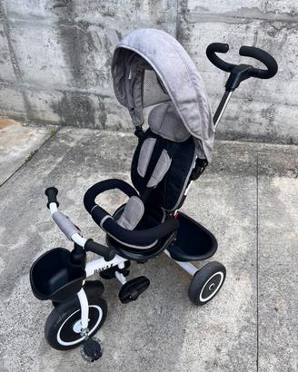Triciclo passeggino con maniglione e cappottina