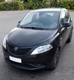 Lancia Ypsilon 1.2 69 CV 5 porte