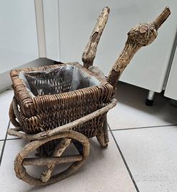 Carretto Portavaso Fioriera in legno e vimini