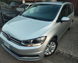 VOLKSWAGEN TOURAN 2019 1.6DIESEL 7POSTI POCHI KM N