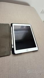 Apple iPad (6ª generazione) 32 GB + Apple Pencil