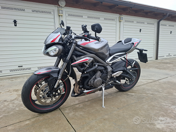 Triumph Street Triple 765 RS