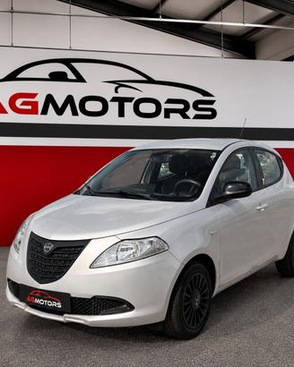 Lancia Ypsilon 1.2 69 CV 5 porte Platinum
