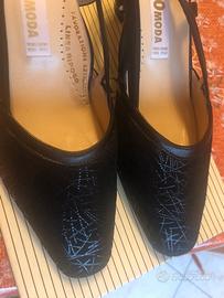 Decollete pelle nera 37.5