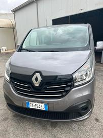 Renault trafic 9 posti 