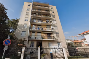 Stanza singola libera subito a Monza