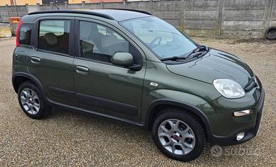 Fiat Panda 1.3 MJT 16V DPF 4x4 Climbing