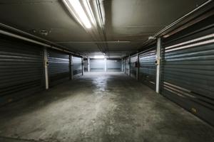 Colli Aminei - Box in viale degli oleandri