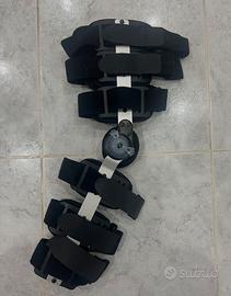 Ginocchiera articolata tutore per ginocchio