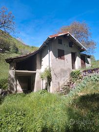 Rustico storico da ristrutturare
