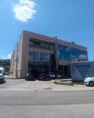 Fabbricato commerciale Via dell'Edilizia