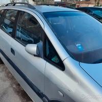 Opel zafira 7 posti
