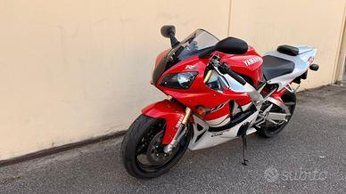 Yamaha YZF R1 - 1999
