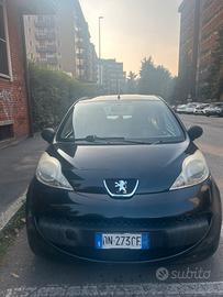 Peugeot 107 -  tenuta in modo impeccabile