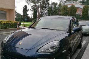 Cayenne S  hybrid,