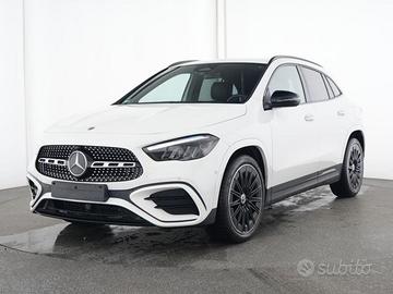 MERCEDES-BENZ GLA 180 Automatic AMG Line Advance