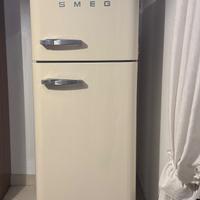 Frigorifero Smeg Fab panna