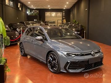 Volkswagen Golf 2.0 tdi R-Line 150cv dsg